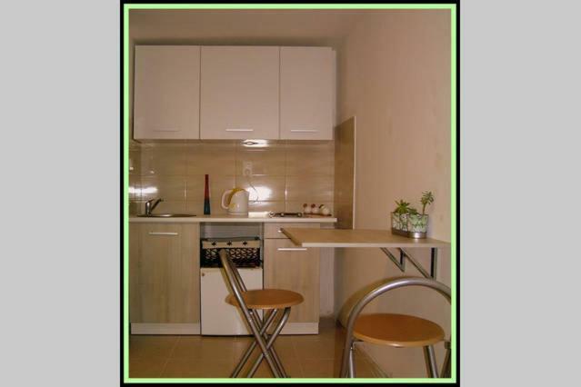 Apartman Tisno Luaran gambar